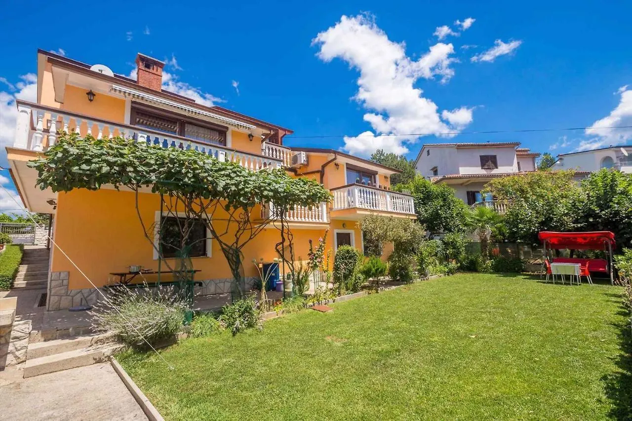 Apartment In Viskovo 31060 Croatia