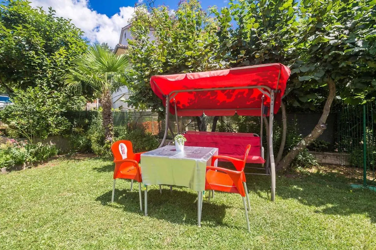 Apartment In Viskovo 31060 Croatia